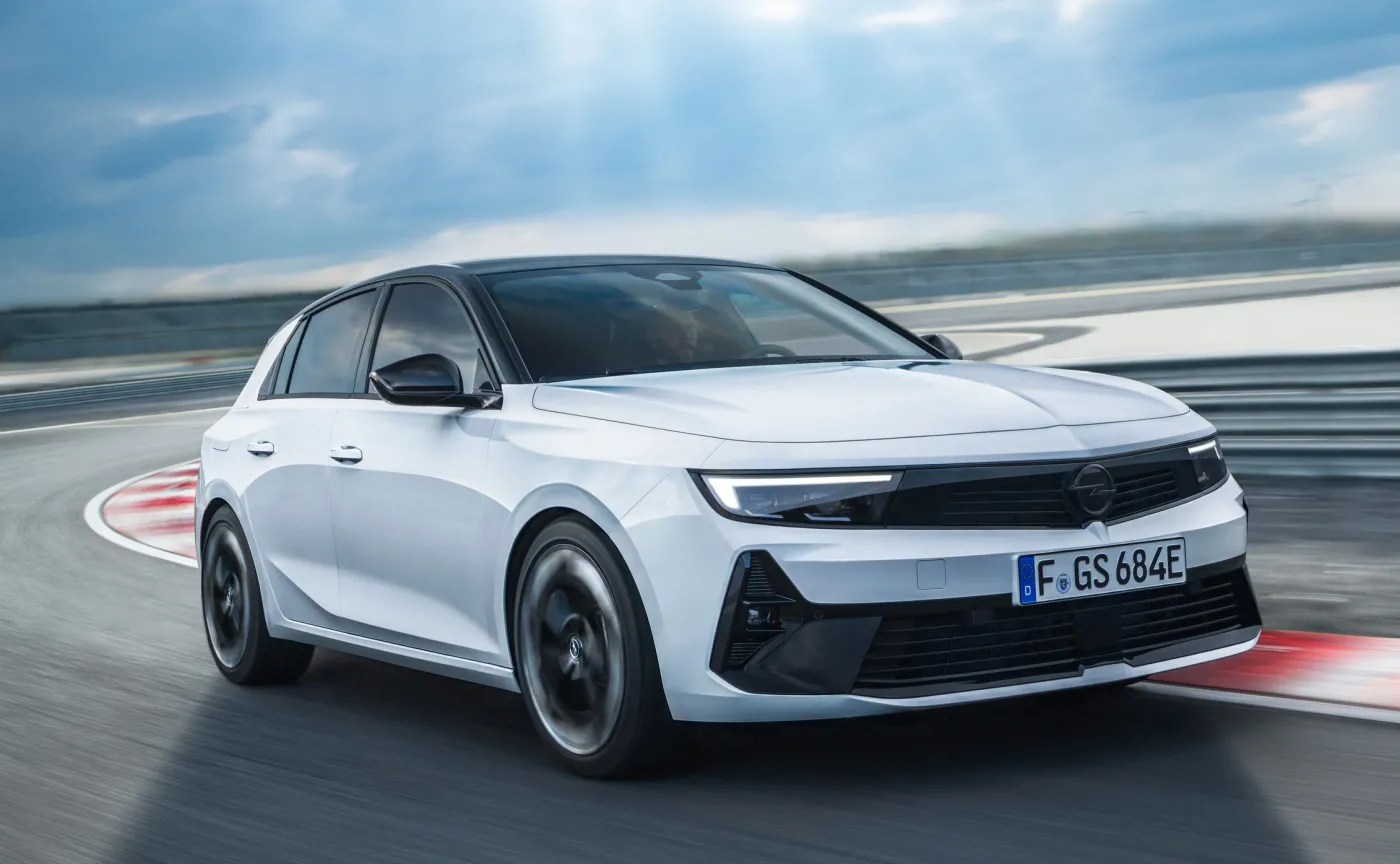 opel-astra-gse-37574583.jpeg