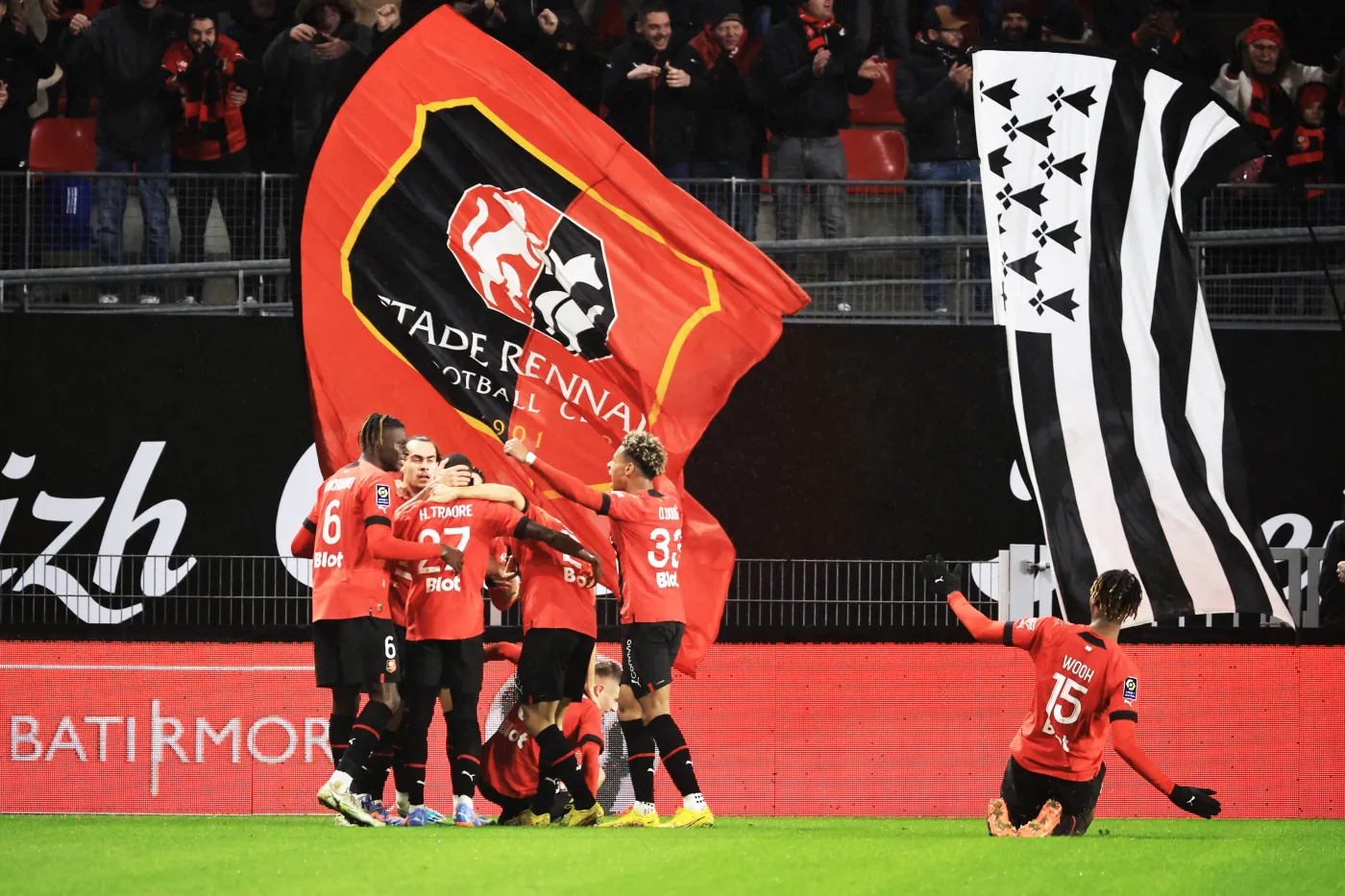 Messi, Neymar i Mbappe bezradni. PSG przegrało z Rennes [WIDEO]