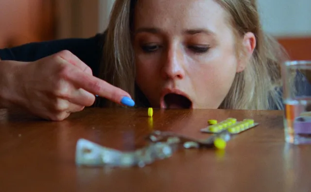 "Chora na siebie". Uwaga, nowy wirus! W tle nielegalne rosyjskie leki [#DobryCynk]