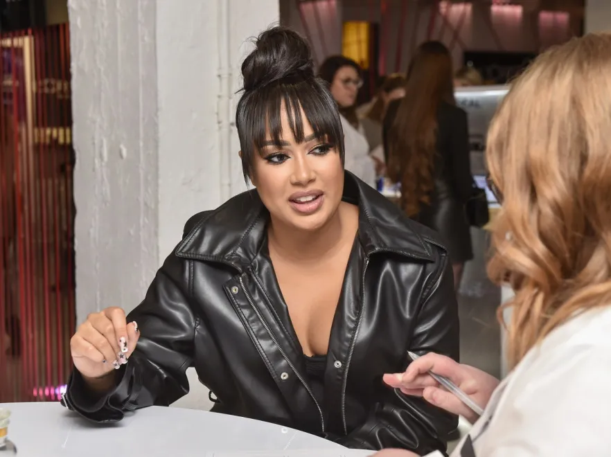 Patricia Kazadi powiedziała, kim się inspiruje, budując swój styl. Widać to?