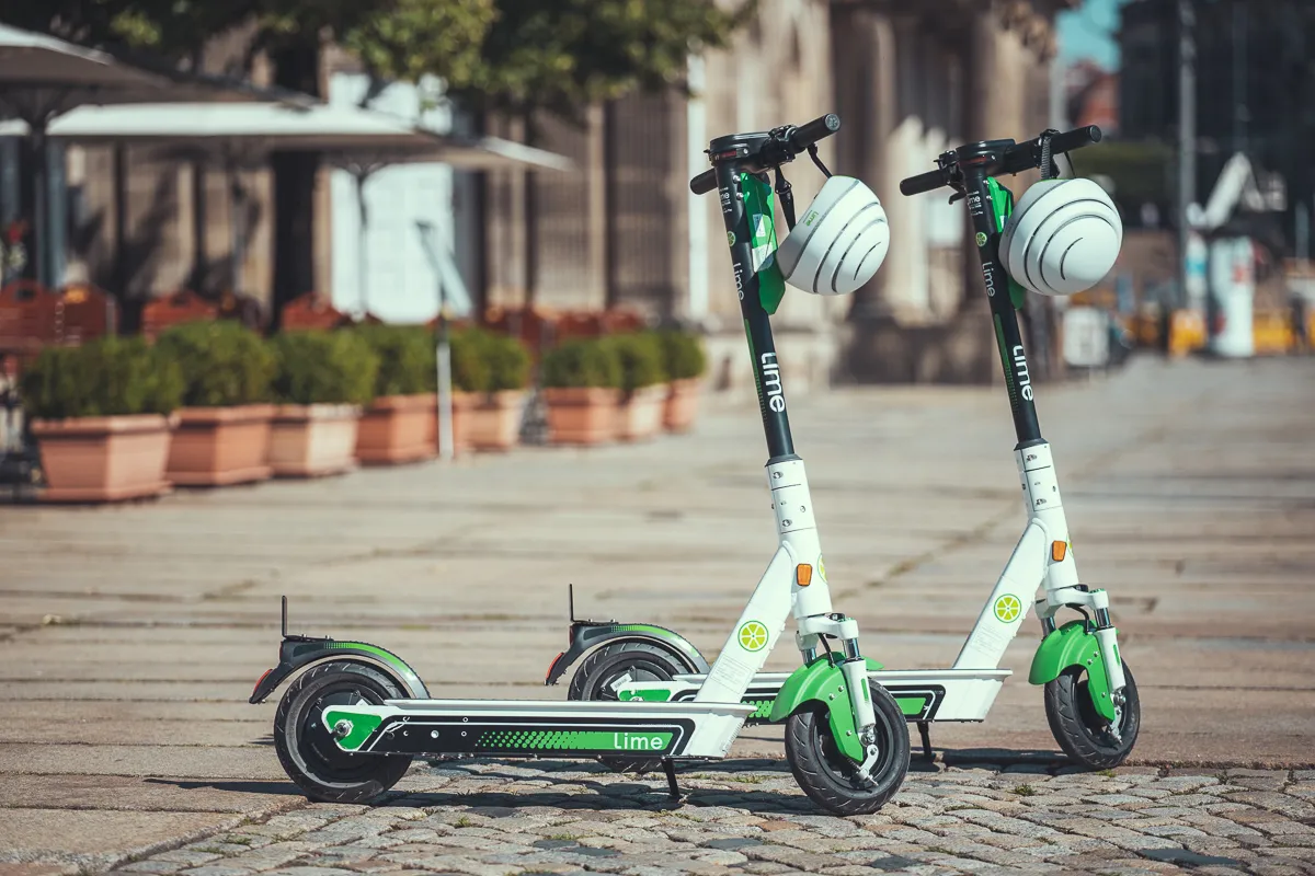 Lime rozbił bank w Polsce. Elektryczne hulajnogi hitem