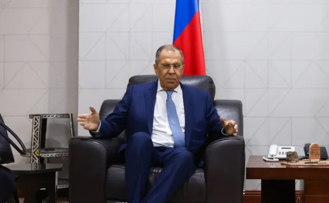 Tego boi się Rosja? Ławrow: Smutne doświadczenia Napoleona i Hitlera