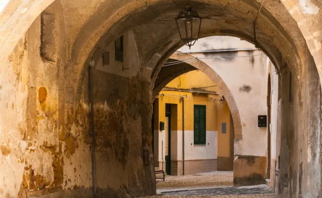 Koronawirus we Włoszech. Turystyka nowym biznesem mafii? [RAPORT]