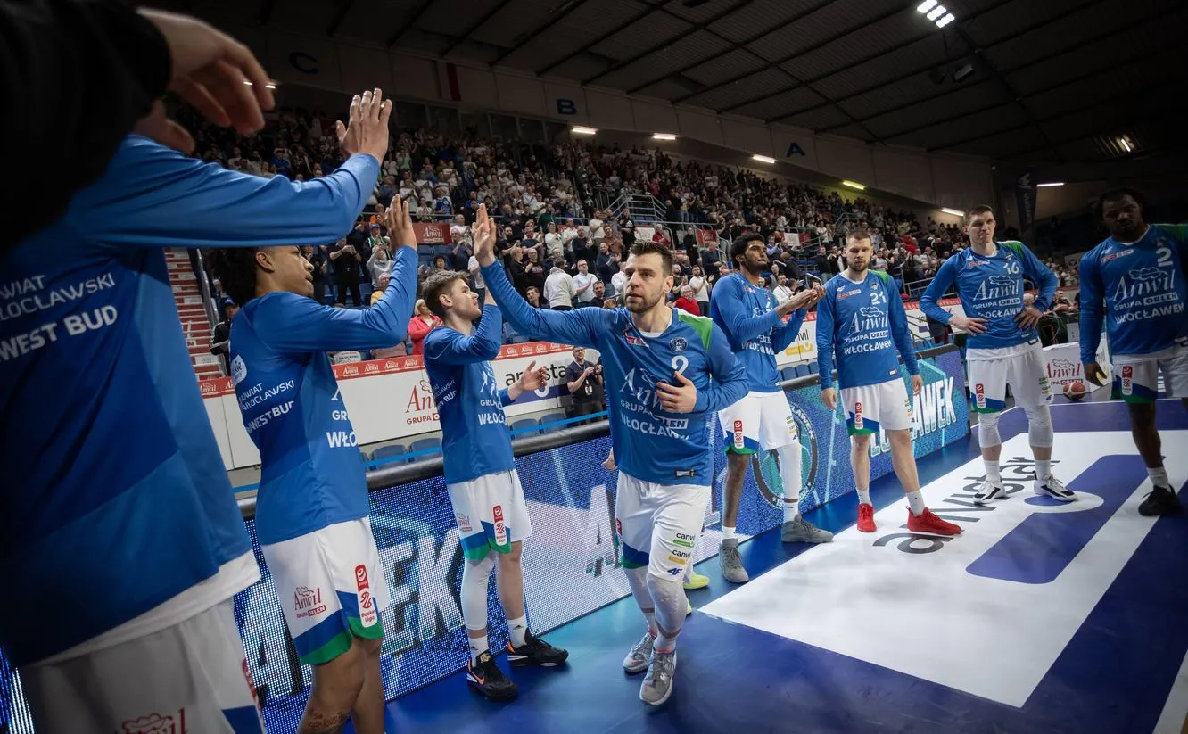 Europejskie puchary w koszykówce. Anwil rozpoczyna walkę o finał