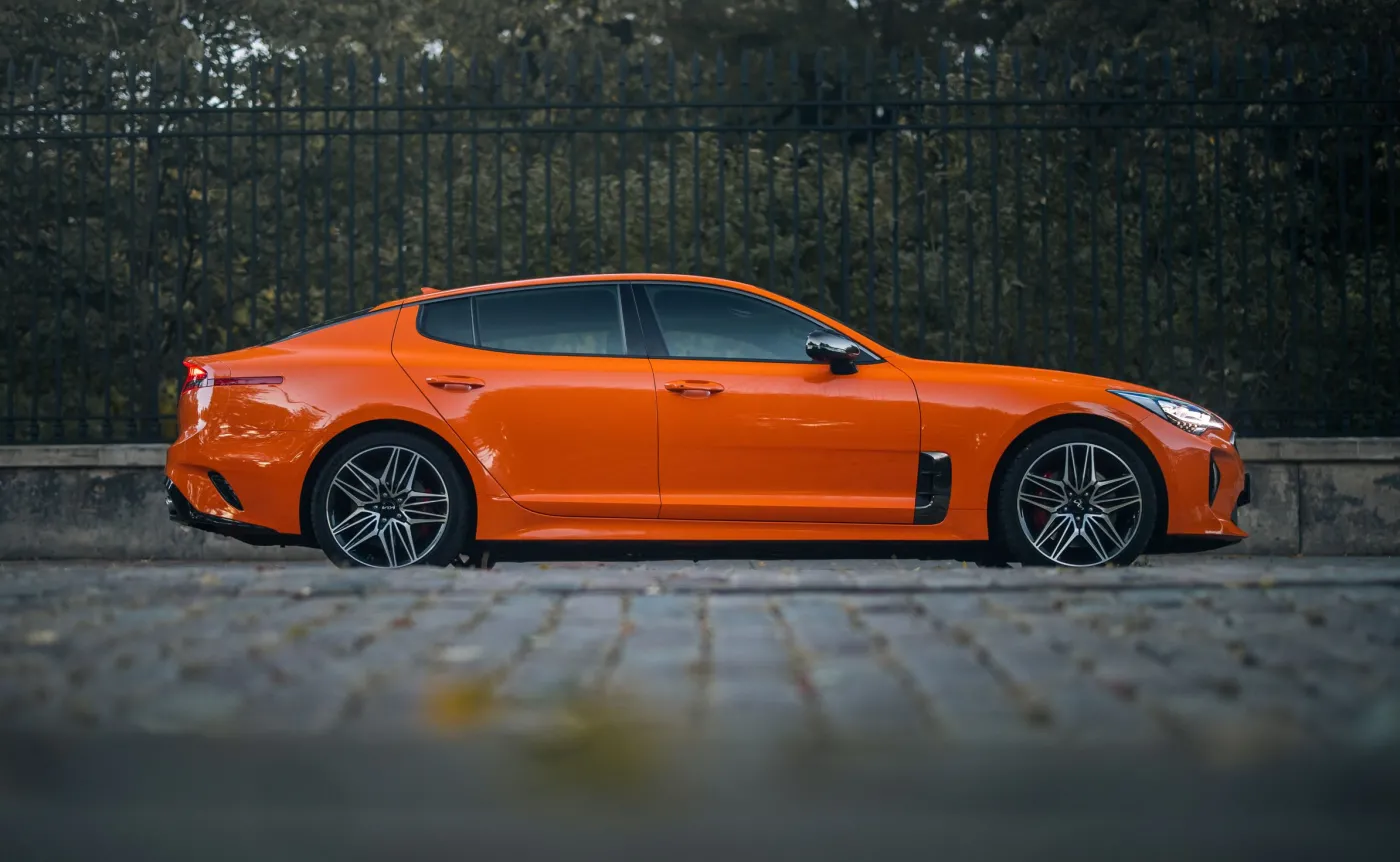 kia-stinger-gt-37769816.jpg