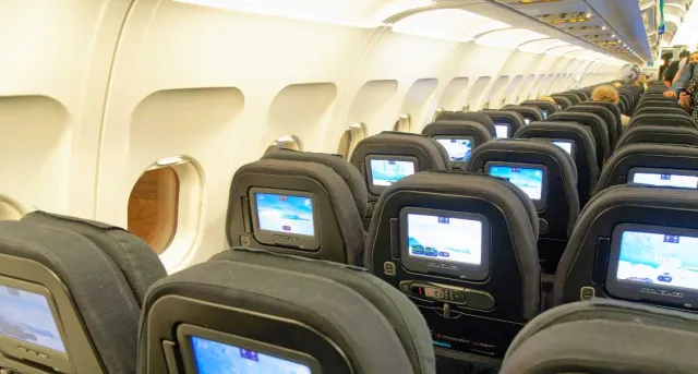 Linie lotnicze odwołały niektóre loty w związku z wprowadzaniem sieci 5G