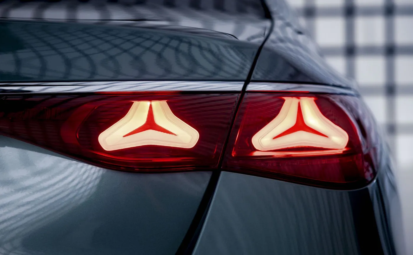 Nowy Mercedes Klasy E już w Polsce. Ceny zaskoczą i jest super ekran