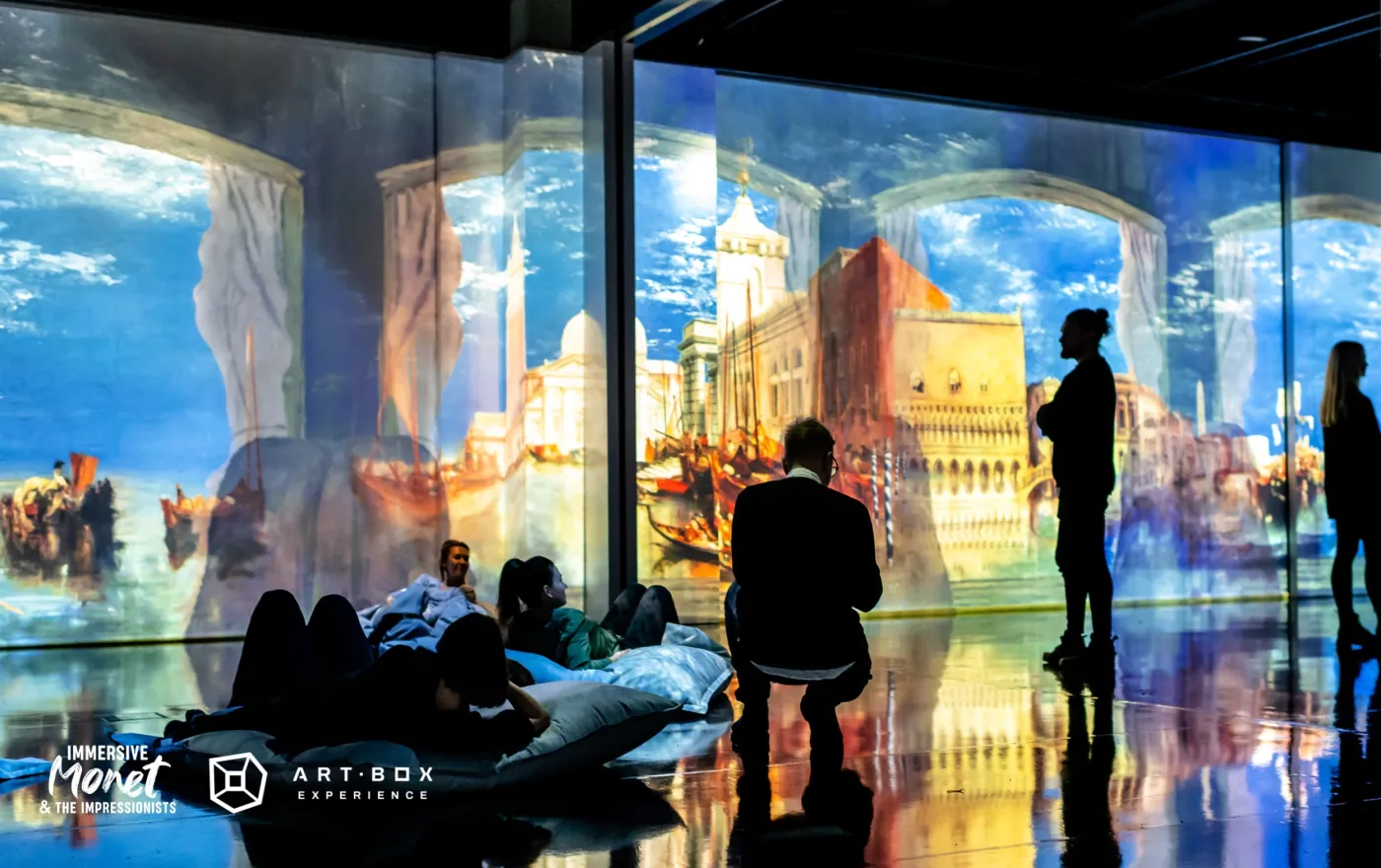 immersive-monet-37784932.jpg