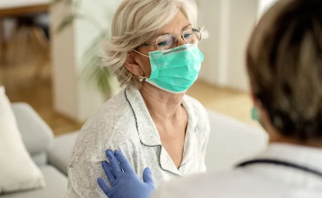 Czy uchodźca z Ukrainy ma takie samo prawo do świadczeń zdrowotnych jak Polak?