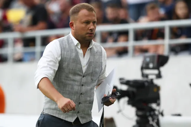 Komentator Canal Plus w trakcie meczu Świątek: "Co ty pier****sz". Stacja przeprasza