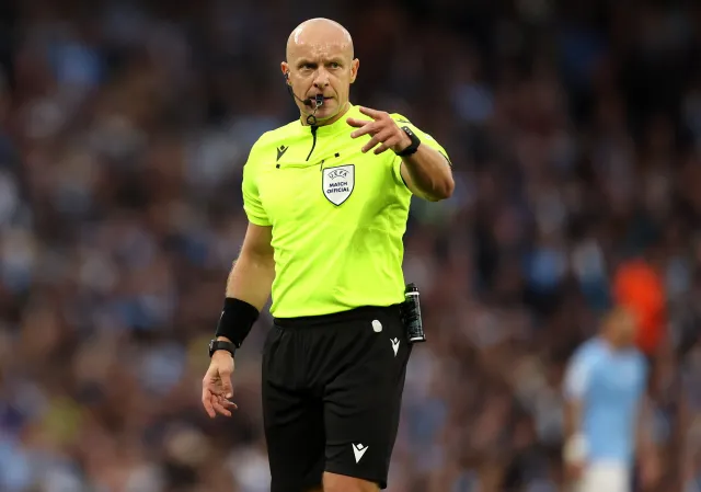 Szymon Marciniak szybko postawił Erlinga Haalanda do pionu [WIDEO]