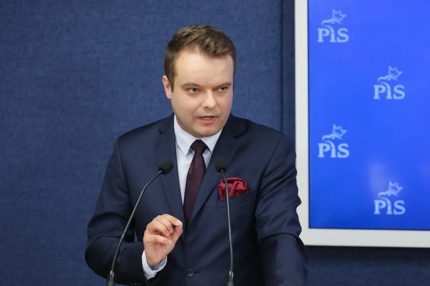 Śmierć 8-letniego Kamila. Rzecznik PiS ubolewa, że "opozycja próbuje na tym robić politykę"