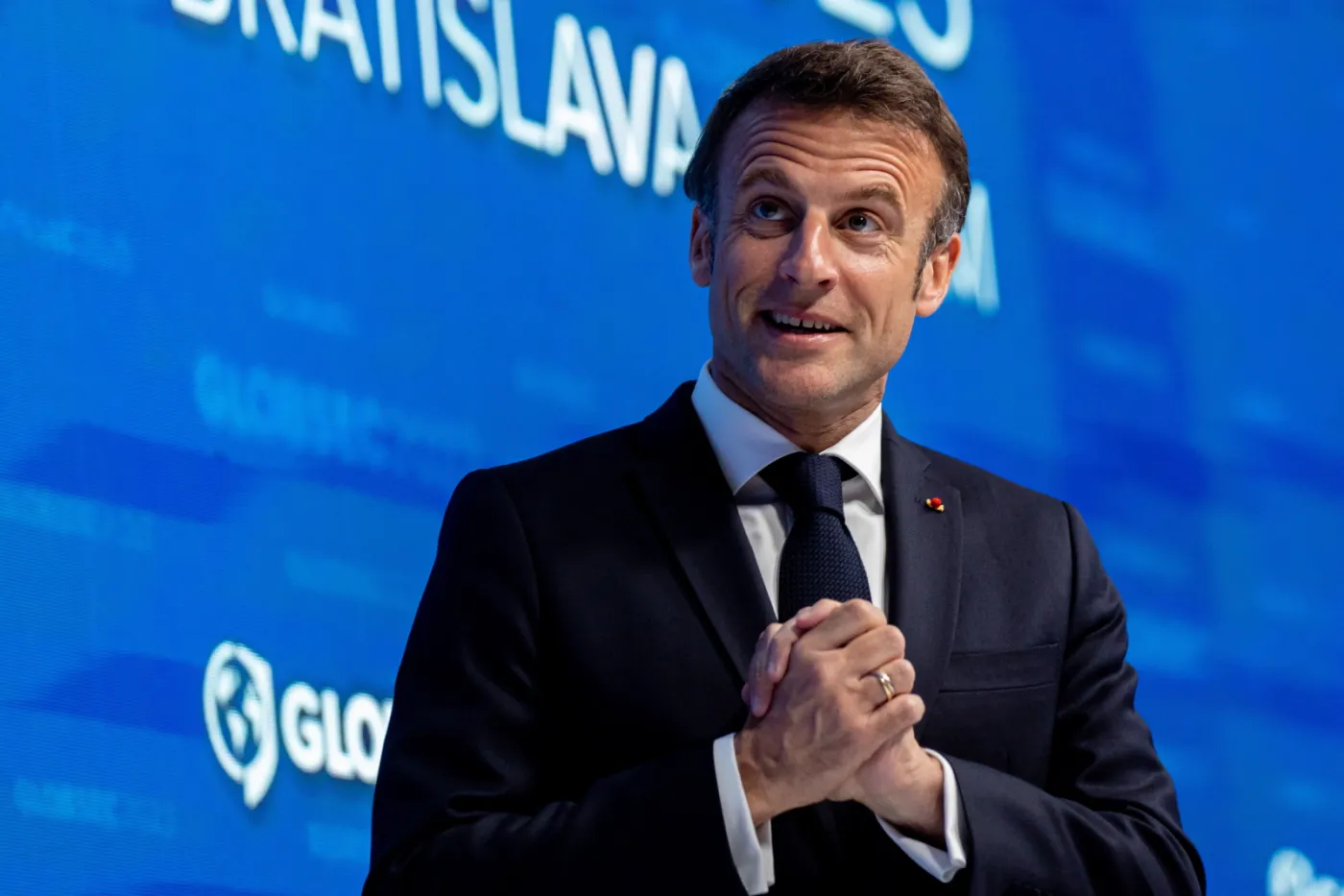 Macron przeprasza Polskę, korygując słowa Chiraca