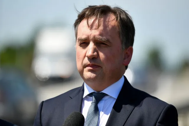 "Afera" z sędzią Szymonem Marciniakiem. Ziobro: Obudźmy się!