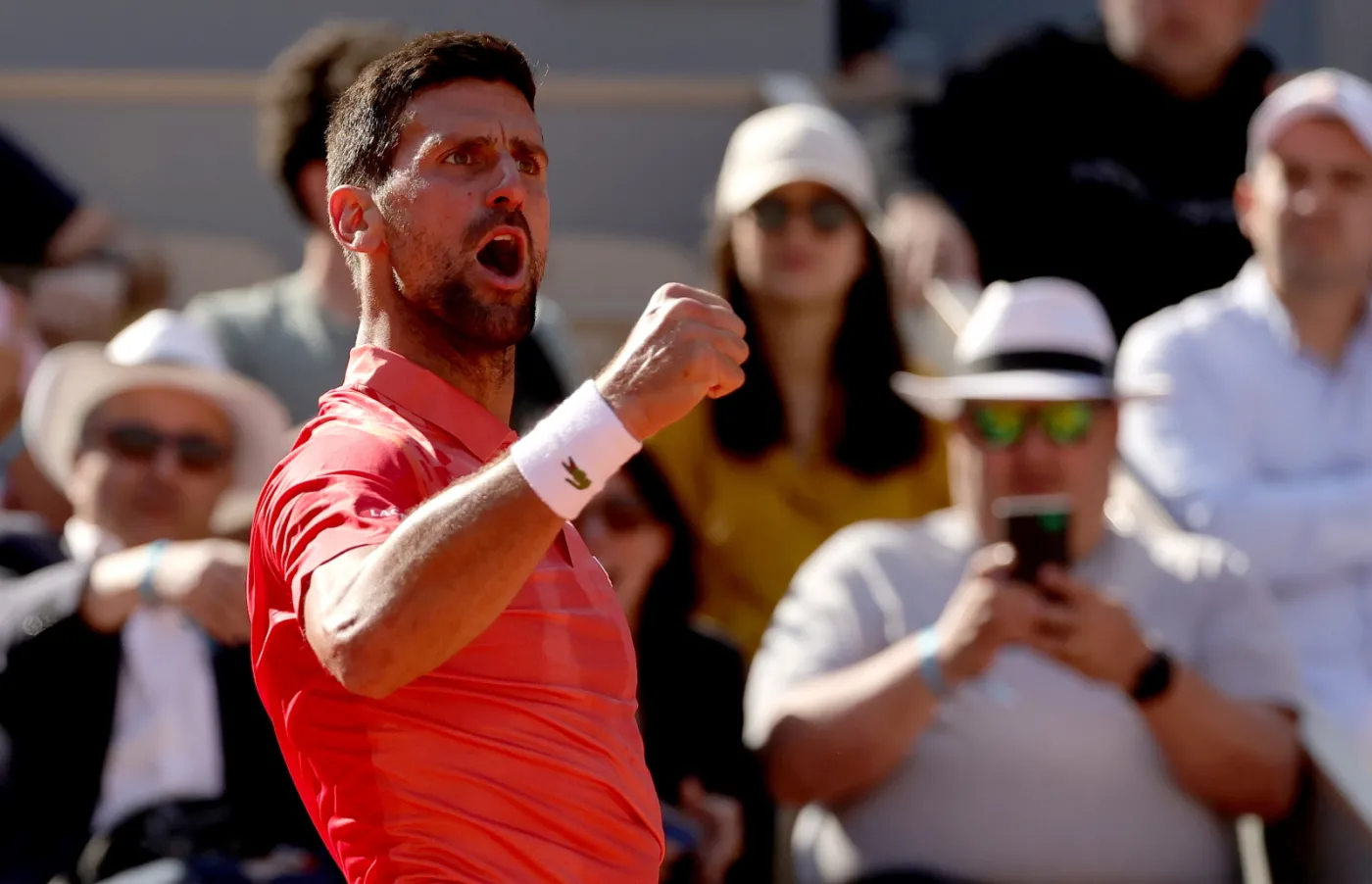 Djokovic awansował do 1/8 finału French Open. Serb ma szansę na pojedynek z Hurkaczem