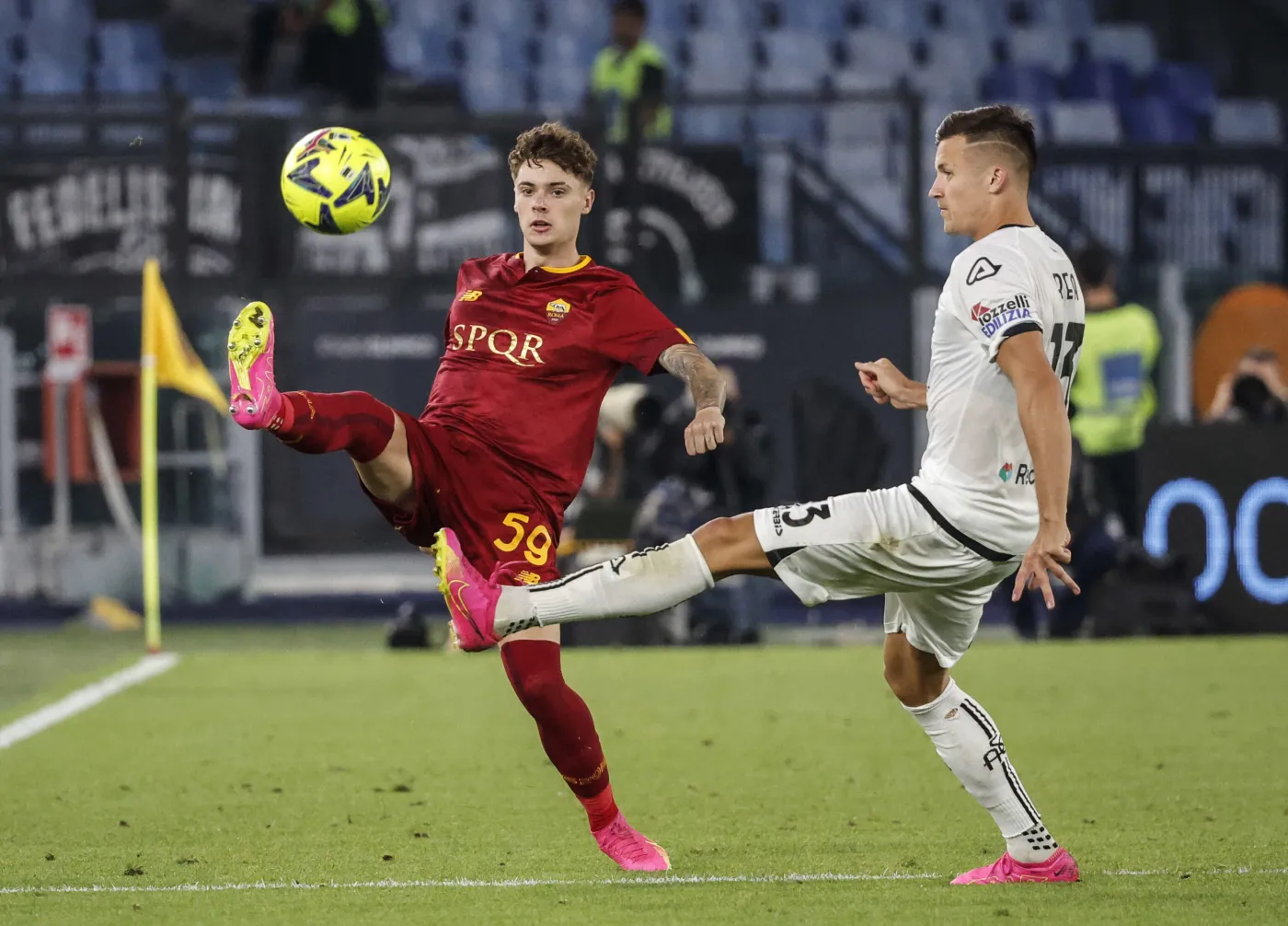 Nicola Zalewski strzelił gola dla Romy w meczu ze Spezią [WIDEO]