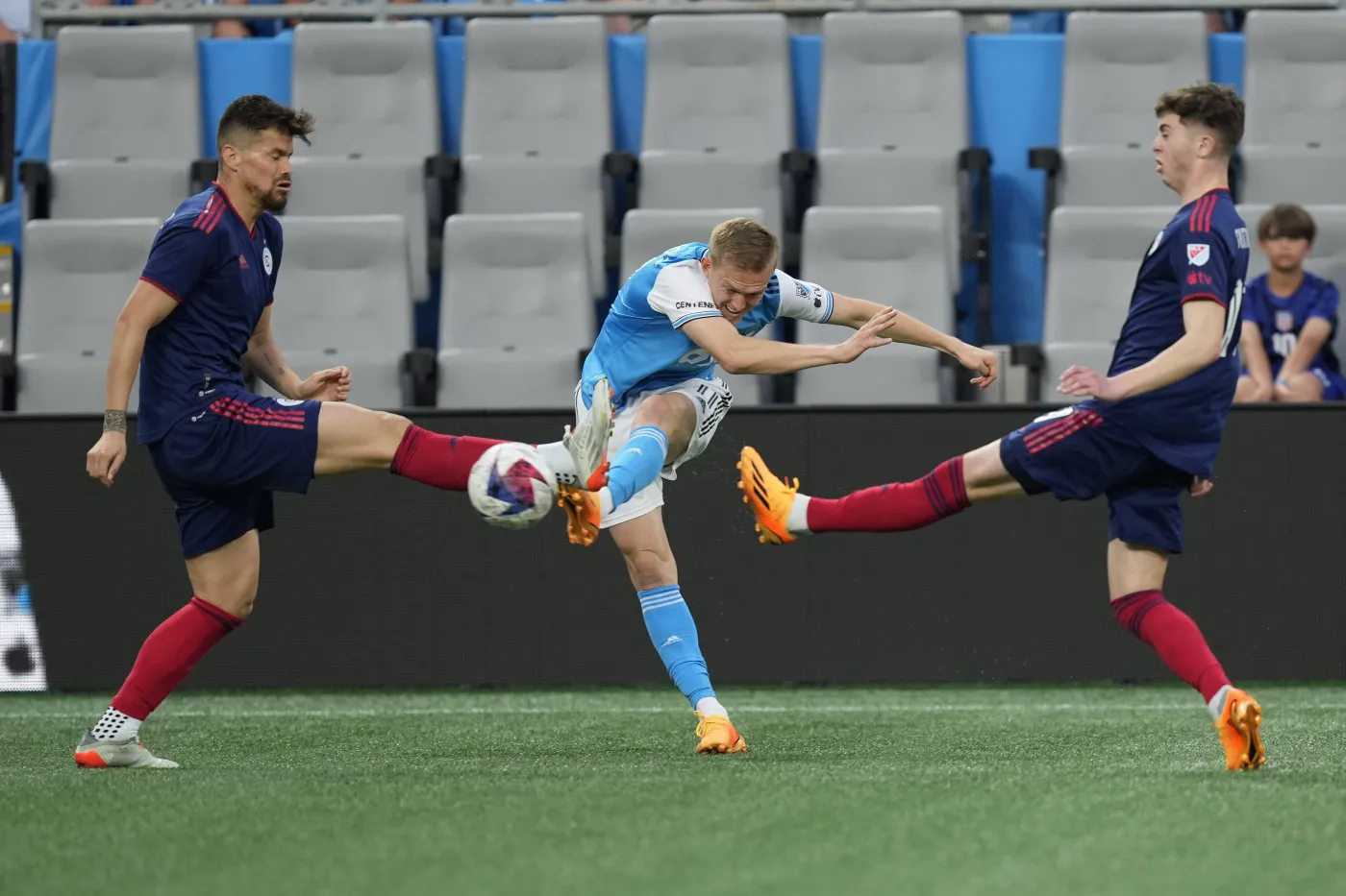 Karol Świderski strzelił gola na wagę zwycięstwa w meczu z Los Angeles Galaxy [WIDEO]