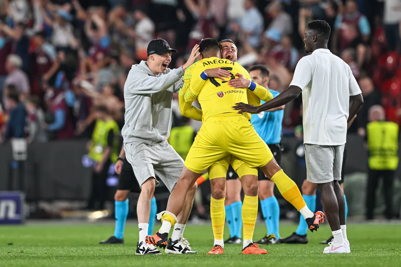 Łukasz Fabiański dwunastym Polakiem z europejskim pucharem