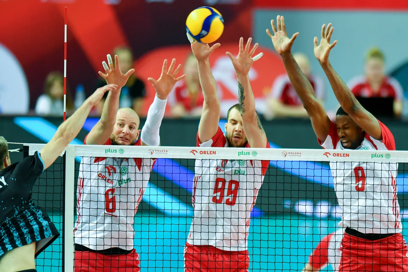 Polscy siatkarze ewakuowani na Filipinach [WIDEO]