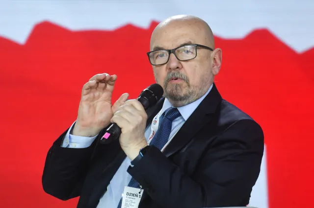 Prof. Legutko bije w Brzezinskiego: Ten człowiek zachowuje się jak sowiecki ambasador