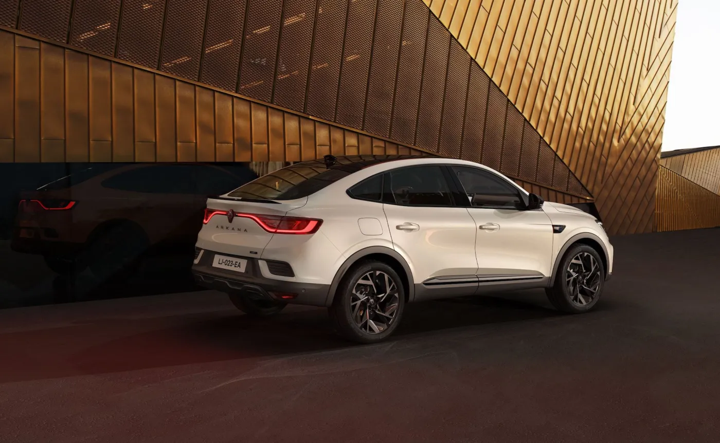 renault-arkana-37859458.jpg