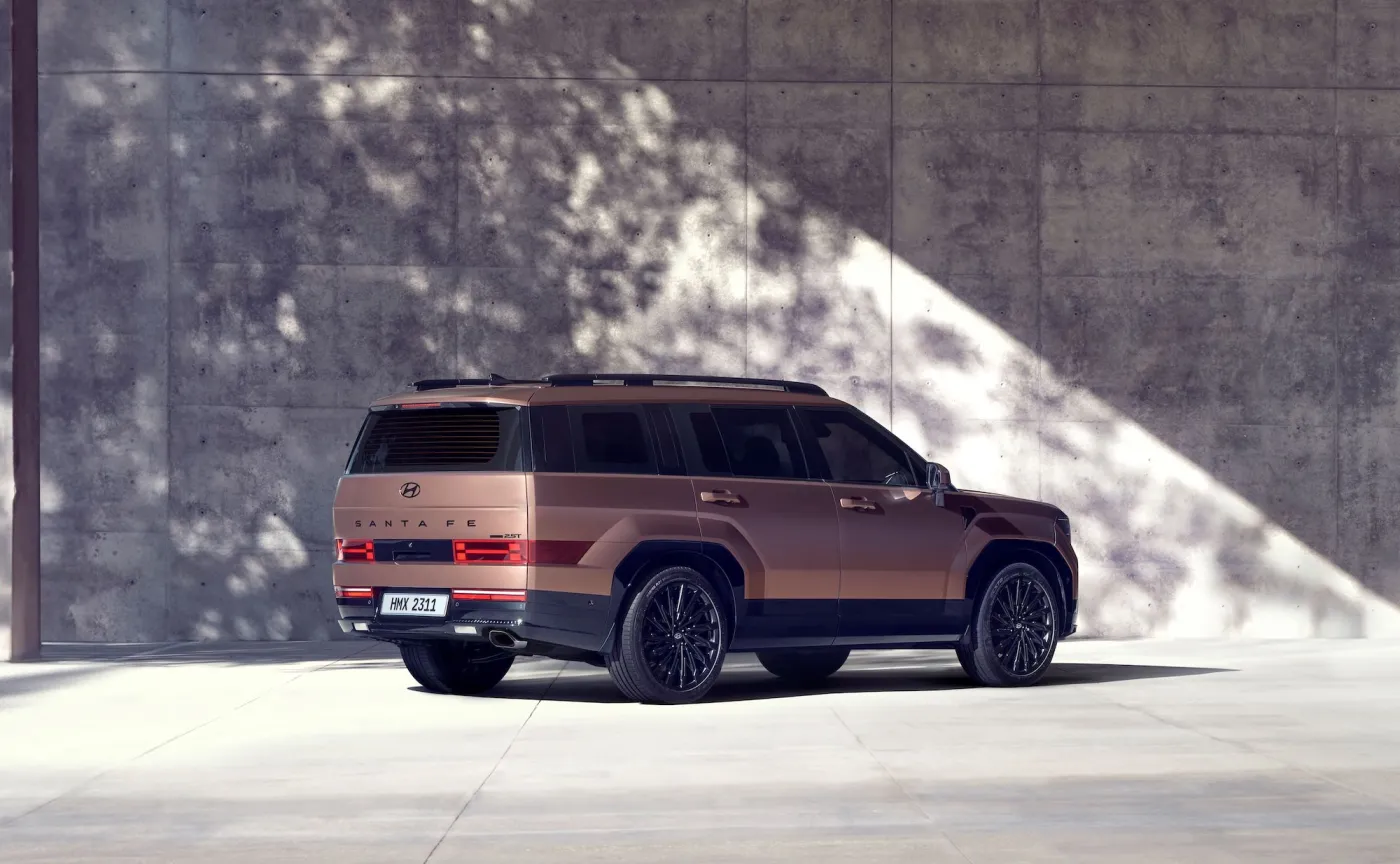 hyundai-santa-fe-37864147.jpg