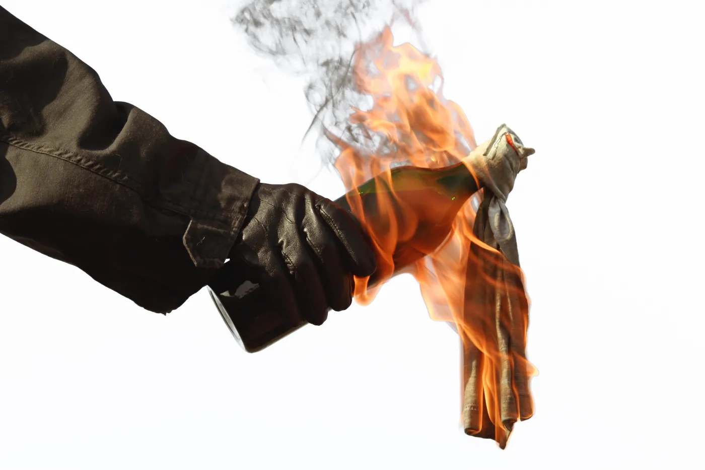 "Przygotujcie koktajle Mołotowa". Ukraina zachęca obywateli do samoobrony