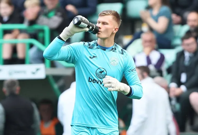 Boruc zadebiutował w bramce nowej drużyny. Miał sporo szczęścia [WIDEO]