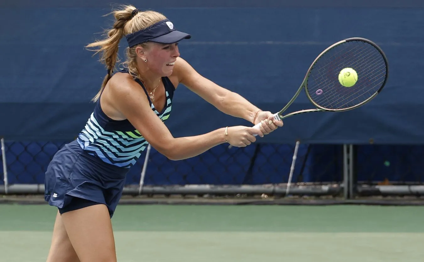 Magdalena Fręch odpadła w 1. rundzie turnieju WTA w Montrealu