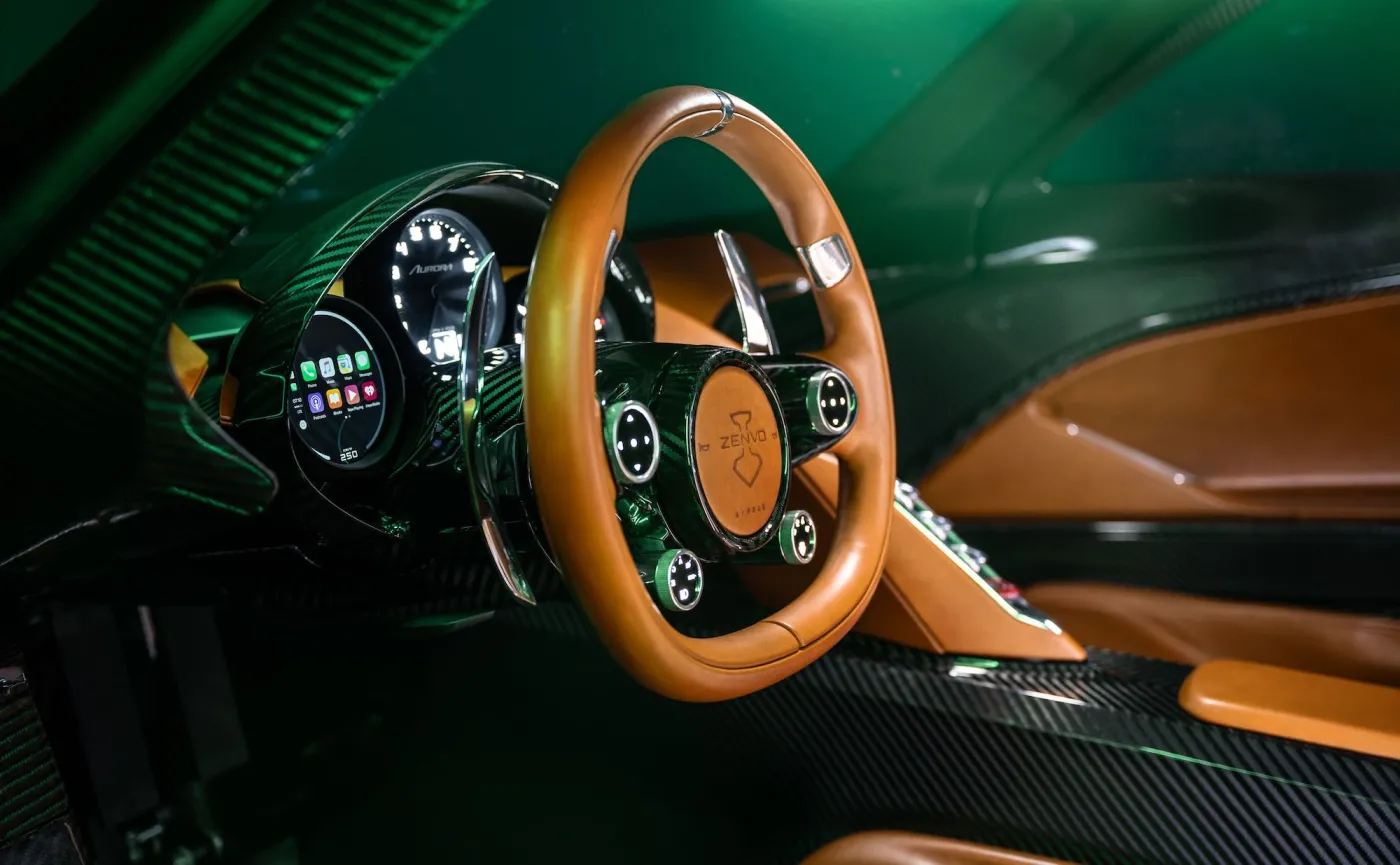 zenvo-aurora-tur-37892566.jpg