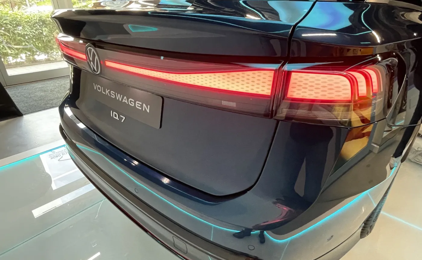 Nowy Volkswagen ID.7 już w Polsce. Cena namiesza, wyposażenie zaskoczy