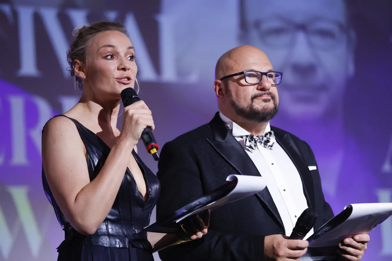 Piotr Gąsowski pozuje z 16-letnią córką. "Uwierzyła w siebie!"