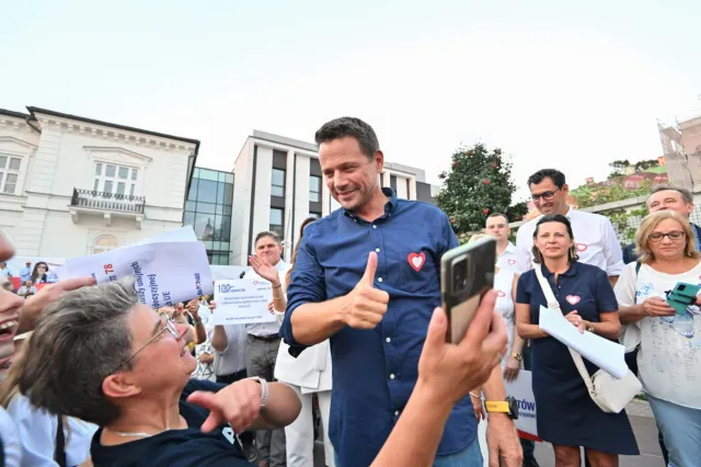 Wybory 2023. Trzaskowski: Państwo nie powinno wspierać takich ludzi jak o. Rydzyk