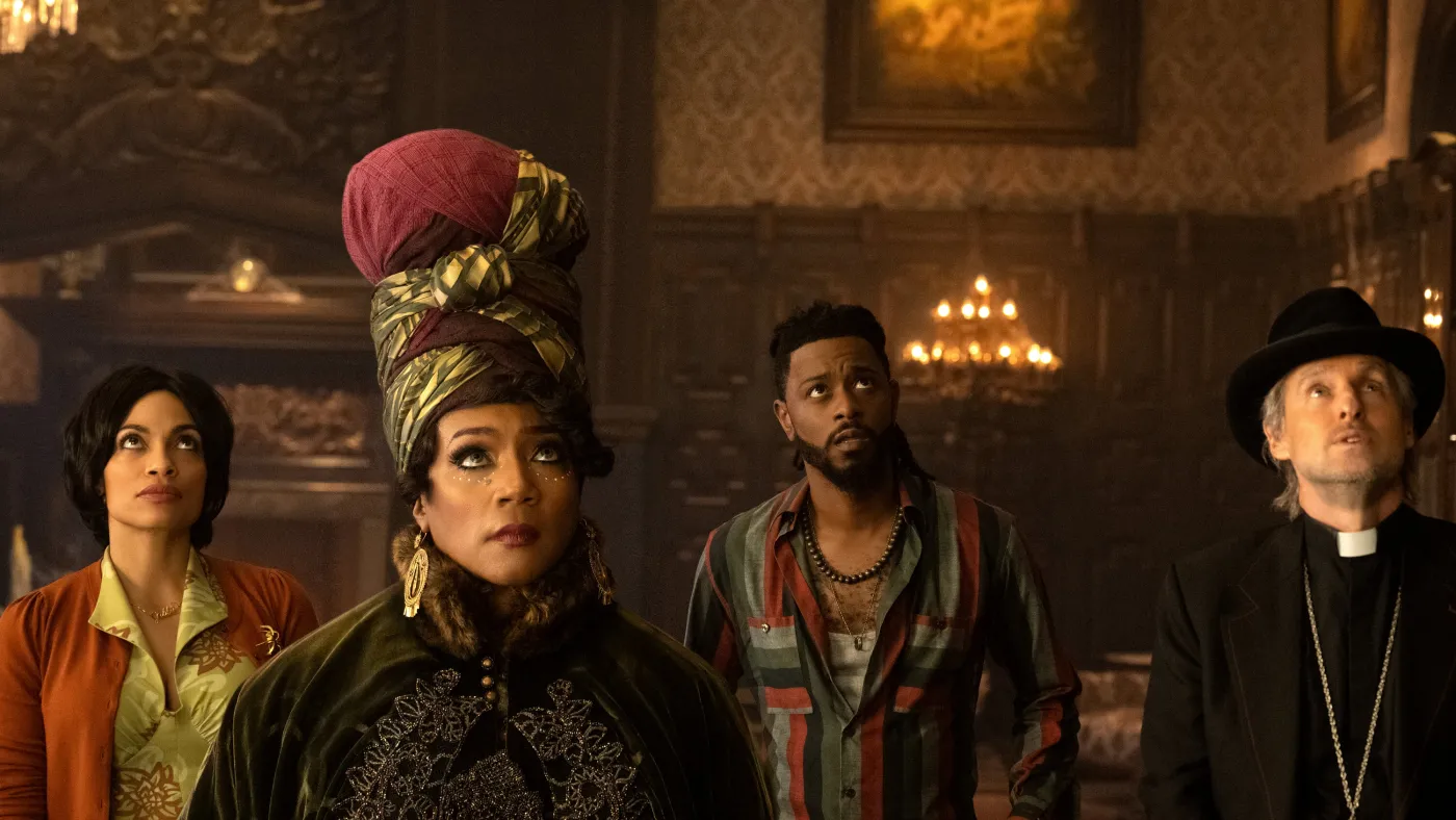 "Nawiedzony dwór" w Disney+. Kiedy premiera?