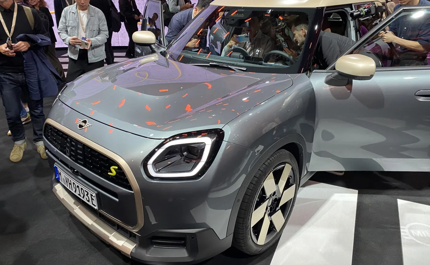 Oto nowe MINI Cooper i Countryman! TAK wygląda rewolucja