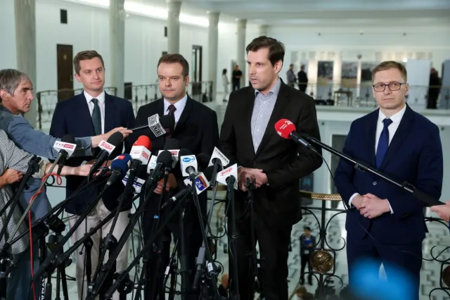 Spór Bocheńskiego z Trzaskowskim o trasę S8. "Desperacka próba wybrnięcia z twarzą"