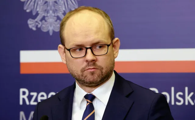 Przydacz: Nie wiem, czy Weber jest tą postacią, która powinna udzielać lekcji demokracji