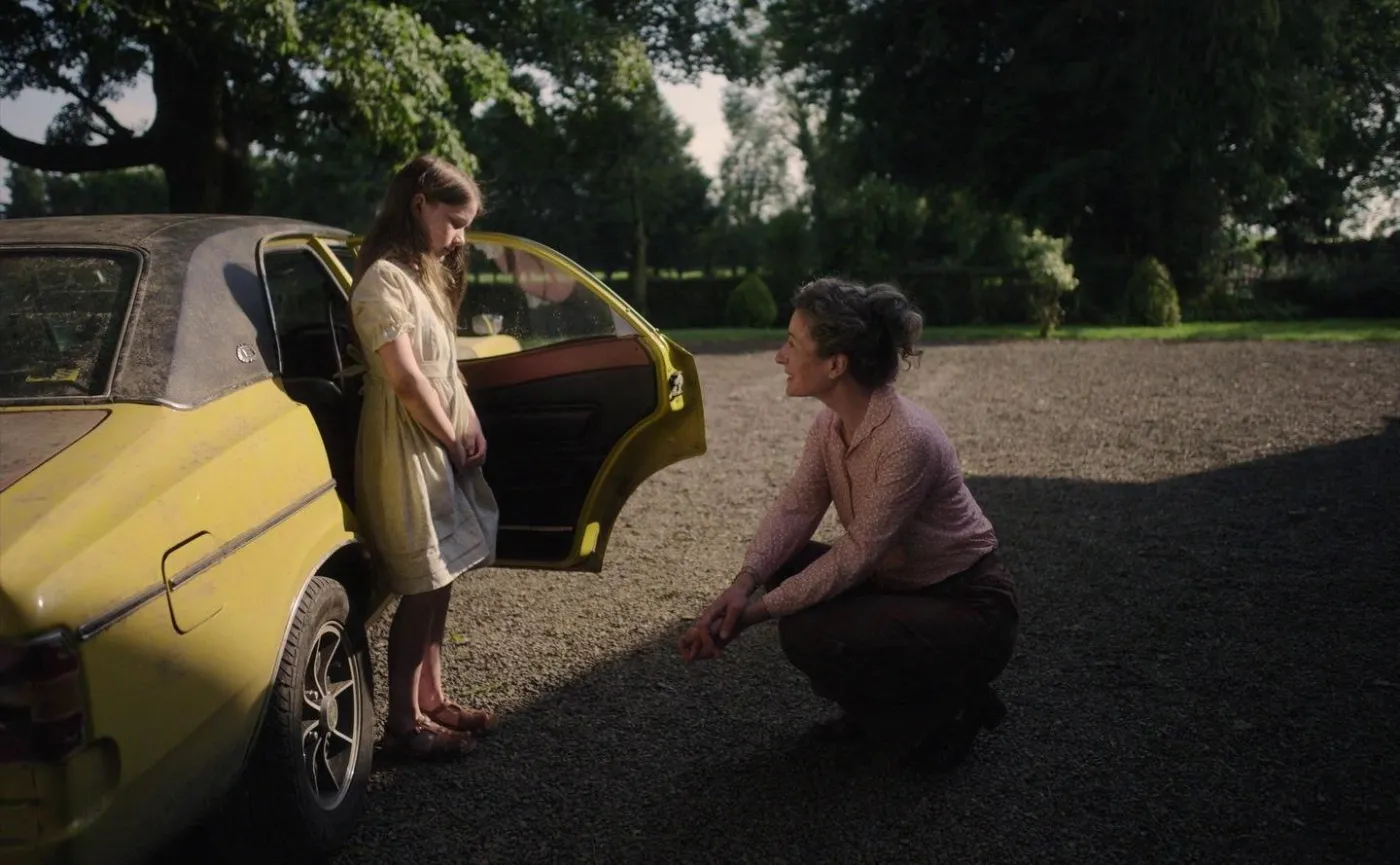 "Cicha dziewczyna" krzyczy bezgłośnie. Film do pokochania jak Irlandia [#DobryCynk]