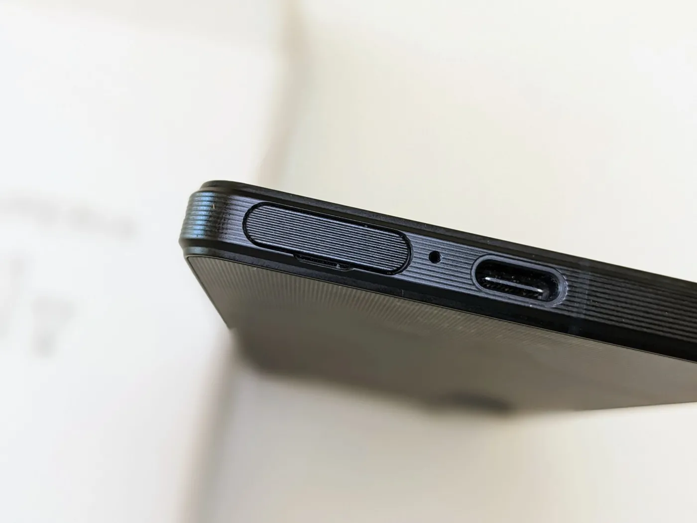 sony-xperia-1v-37910773.jpg