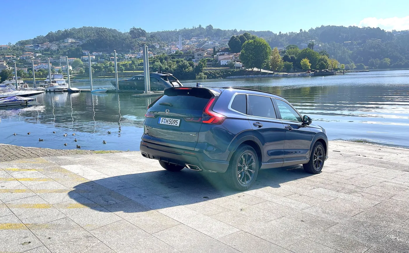 honda-crv-ehev-37927912.jpeg