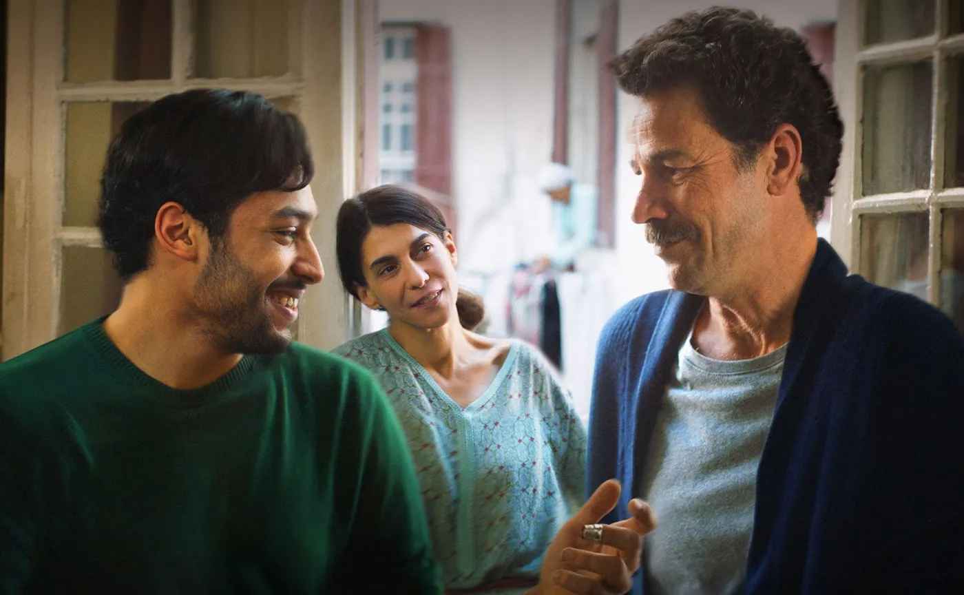 "Turkusowa suknia" to rękodzieło najwyższej próby [#DobryCynk]