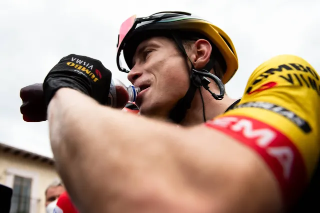 Jonas Vingegaard laureatem plebiscytu Velo d'Or