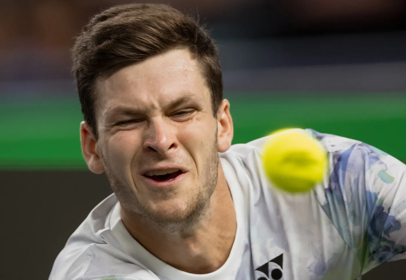 Tym razem mu nie wyszło. Hubert Hurkacz w Tokio odpadł w 1. rundzie