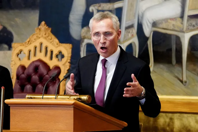 Stoltenberg: To dlatego musimy wciąż wspierać Ukrainę. Rosja planuje...