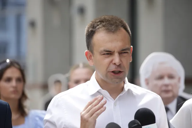 Doradca Tuska ujawnił pomysły na rosnące ceny energii. "Mamy konkretne wyliczenia"