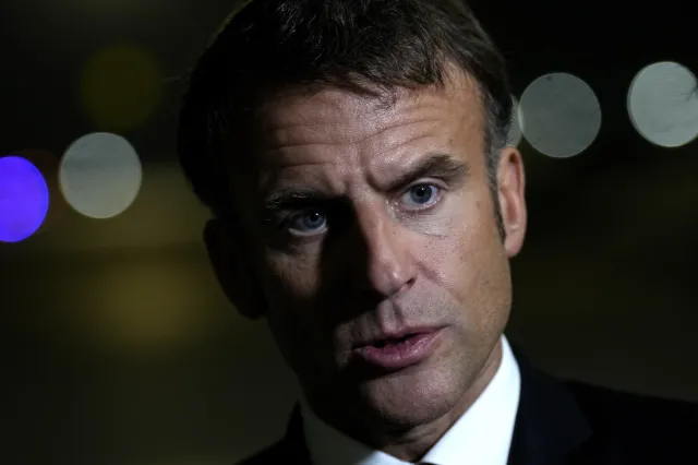 Macron o spotkaniu Orbana z Putinem. "Nie oceniam, ale..."