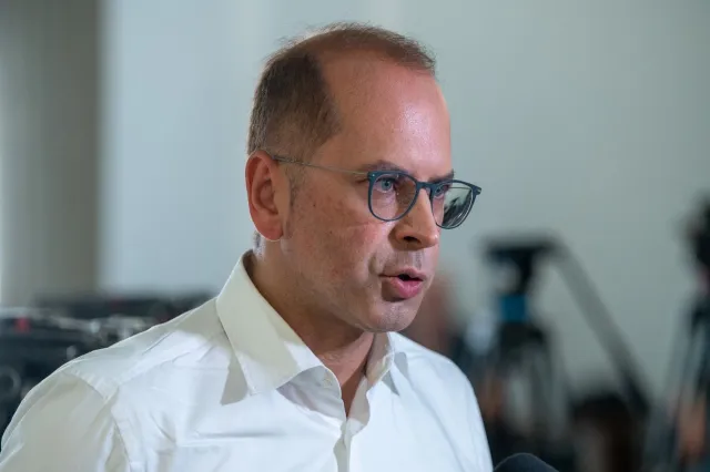 Bezczelne deale i zawłaszczanie państwa. Michał Szczerba o kolejnych tajemniczych dotacjach