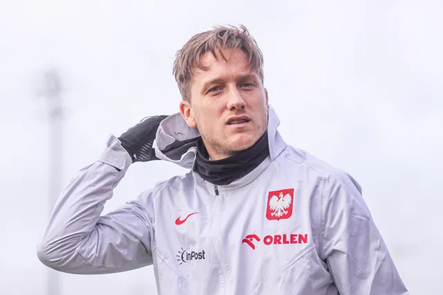 Zieliński ma anginę, Bochniewicz rwę kulszową, a wyniki Świderskiego są w normie