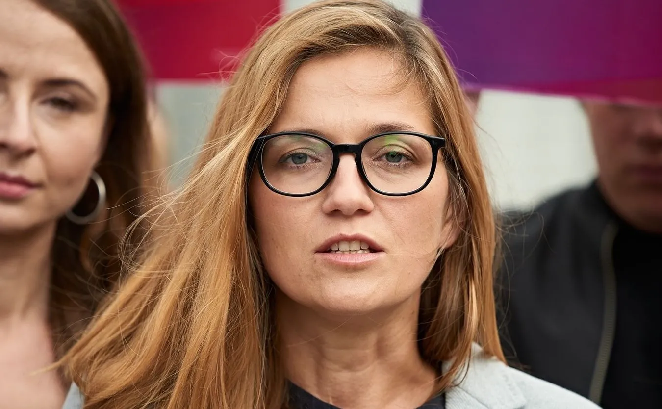 Biejat ostro do PiS: Ukradkiem wyjmujecie pieniądze z kieszeni potrzebujących