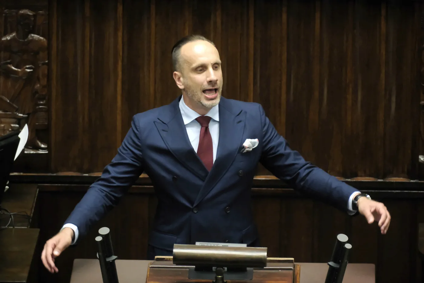 Stanęli twarzą w twarz. Kowalski zdradził, o czym rozmawiał z Tuskiem